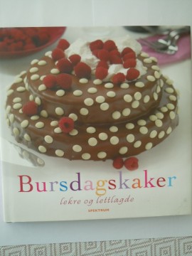 Bursdagskaker (Fiona Biggs red)